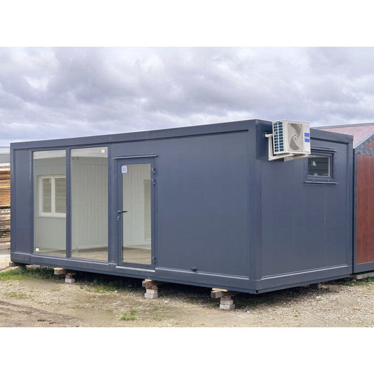 Hochcontainer 7x3 m mit großen Vitrinen / Klimaanlage / Badezimmer (Ref: 5905)