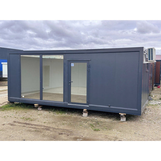 Hochcontainer 7x3 m mit großen Vitrinen / Klimaanlage / Badezimmer (Ref: 5905)